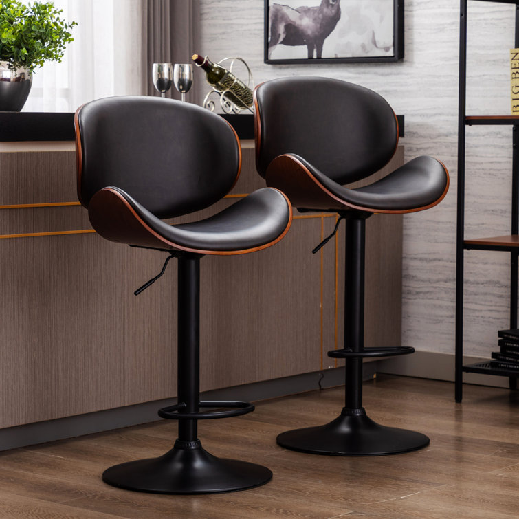 Leather cushion 2025 bar stools